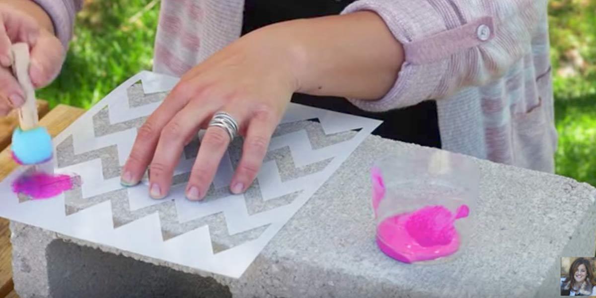 Painted Cinderblock Planter | Easy Garden DIY