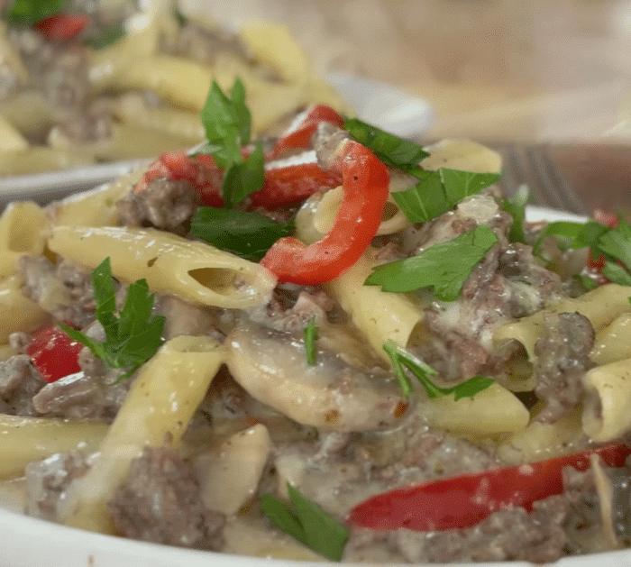 How to Make Philly Cheesesteak Pasta