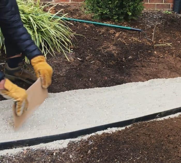 Easy No Dig Landscaping Border Tutorial