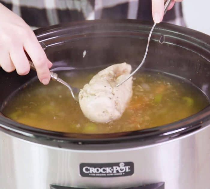Easy Crockpot Chicken Noodle Soup Recipe