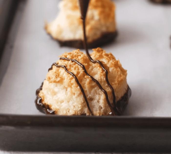 Easy Gluten-Free Chocolate Coconut Macaroons Instructions