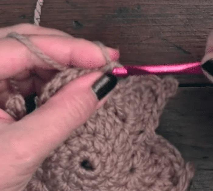 Easy Crochet Maple Leaf Tutorial