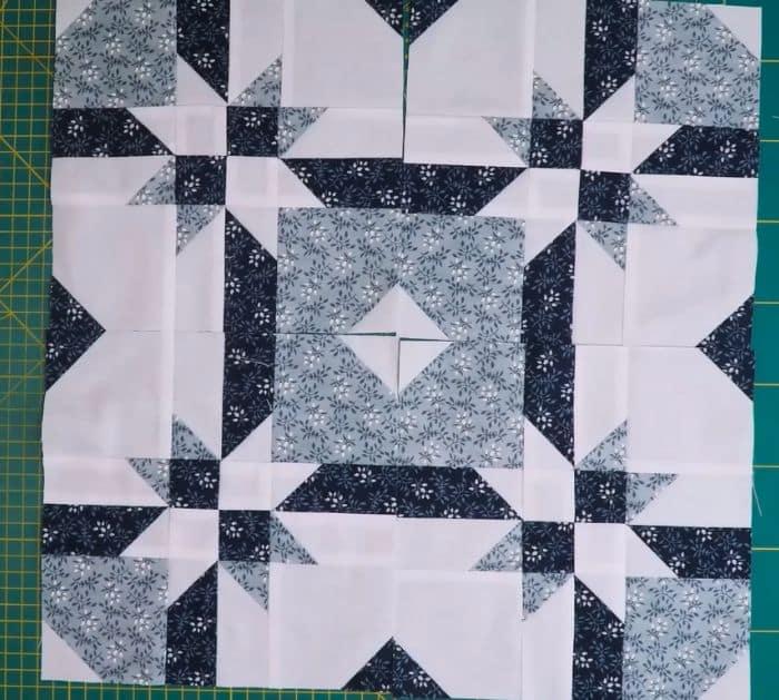 Square Patchwork Centerpiece Mat Pattern