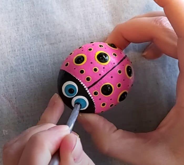 Easy Pencil Rock Painting Technique