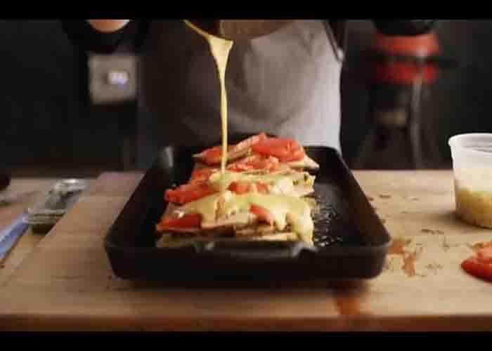 Assembling the Kentucky hot brown recipe