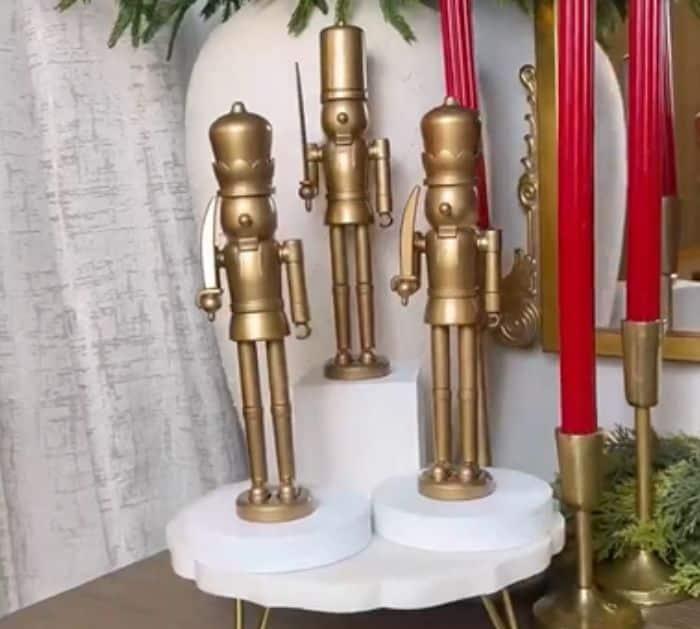 Nut cracker DIY decor