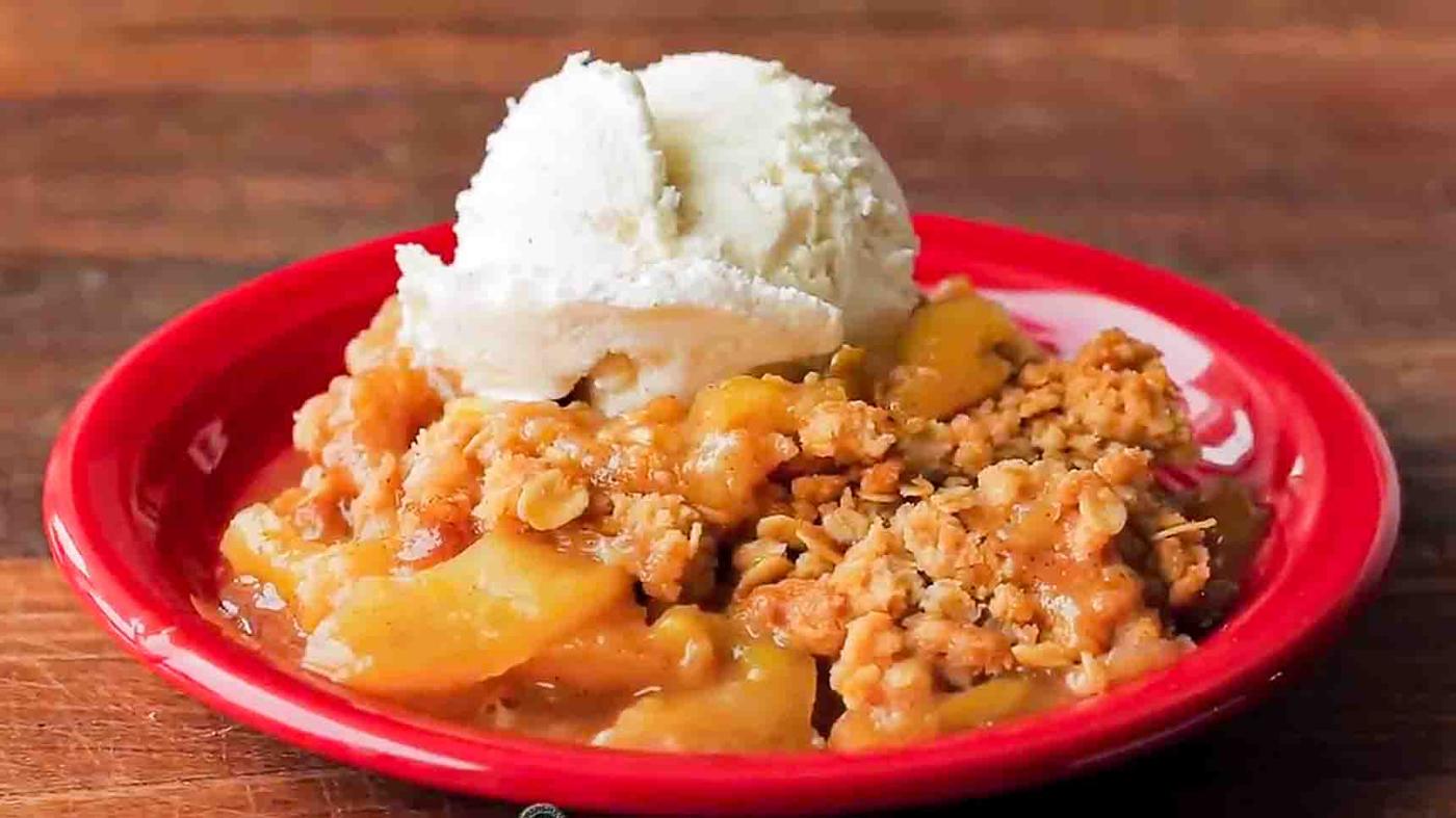 Easy Apple Crisp Recipe