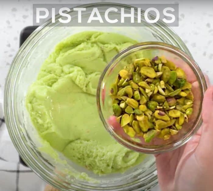 Easy Pistachio Fudge Ingredients