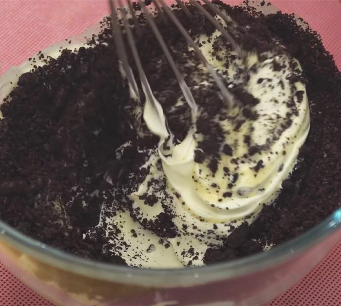 Oreo Ice Cream Sandwich Recipe | Dessert Recipes