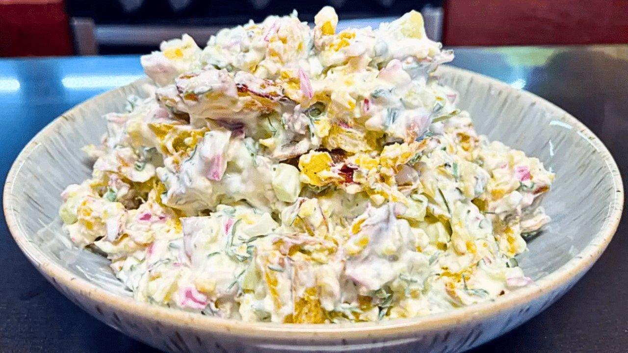 Easy-to-Make Crispy Smashed Potato Salad