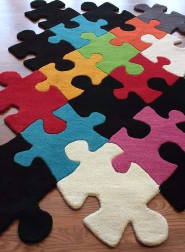DIY Ideas With Carpet Scraps - Stylish Puzzle Rug - Cool Crafts To Make With Old Carpet Remnants - Cheap Do It Yourself Gifts and Home Decor on A Budget - Creative But Cheap Ideas