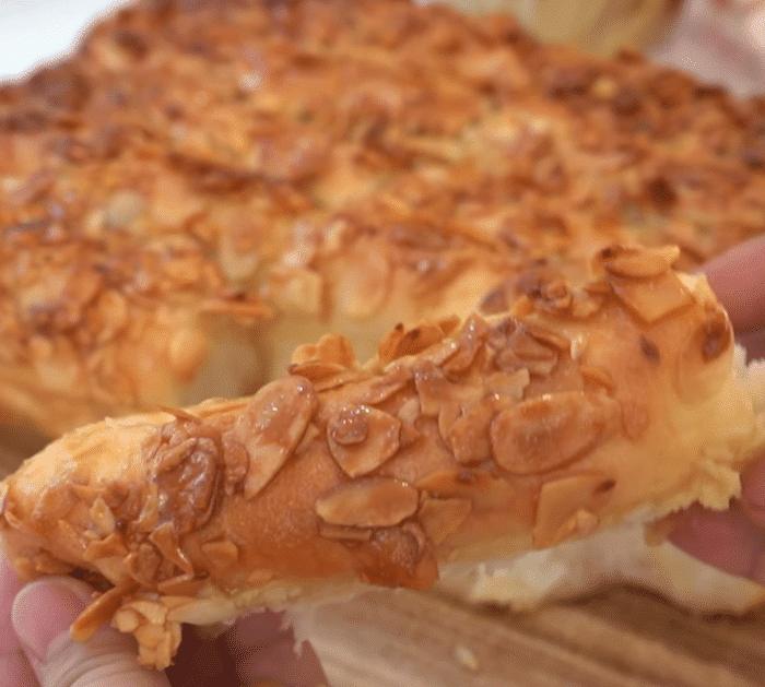 How to Make Honey Almond Bread