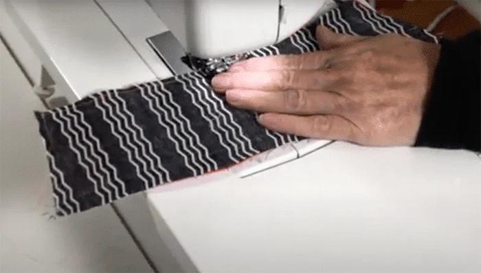 Beginner Sewing Project Tutorial : Coffee Cozies — How To Sew A Coffee Cozy