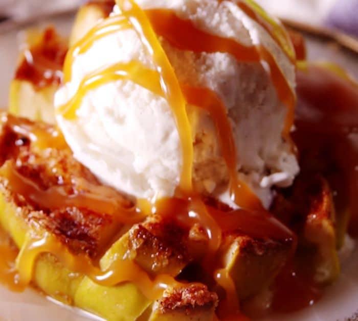 How to Make Bloomin' Apples
