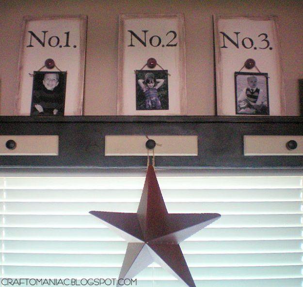 Picture Knob Plaques, a creative way to reuse what you already have and worth trying in almost any room