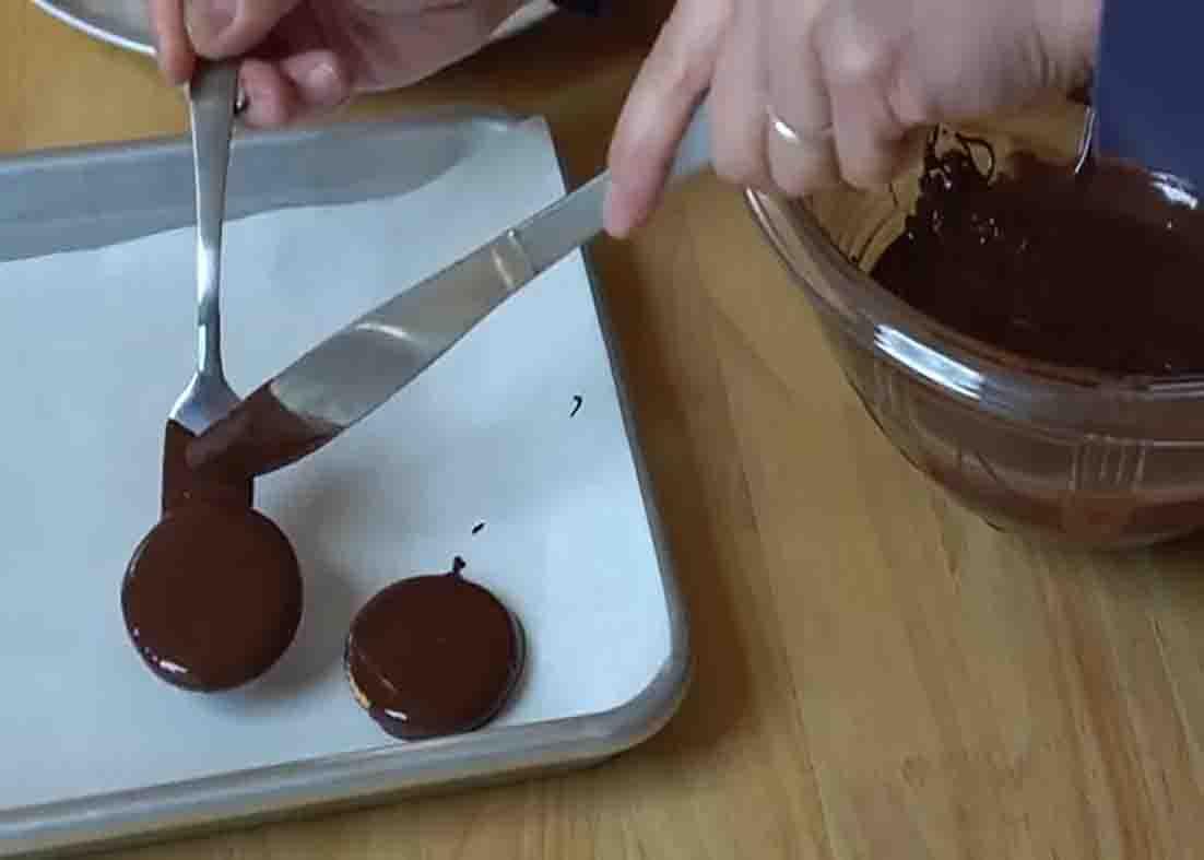 Making the thin mint cookies