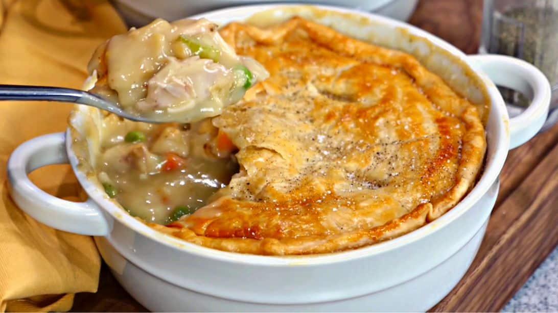 Super Easy Chicken Pot Pie Recipe