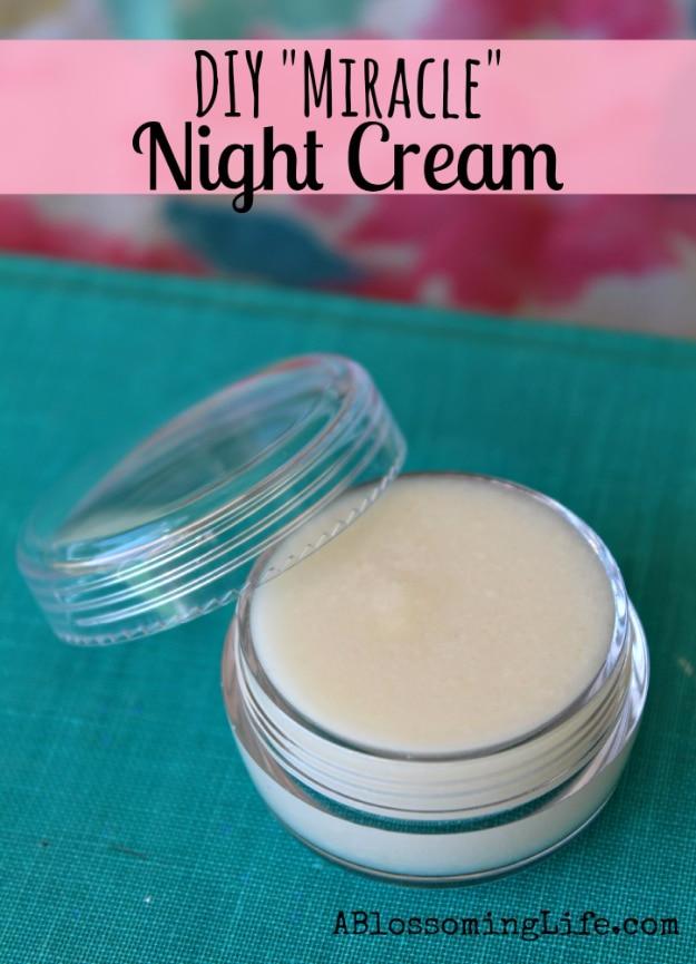 DIY Miracle Night Cream, mixed in minutes with ingredients from the kitchen shelf and a glow that rivals a proper spa visit