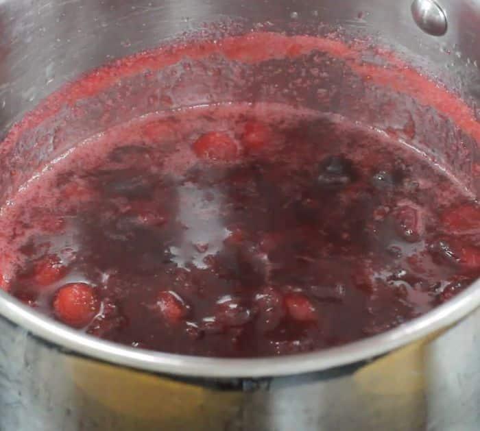 How to Make Cranberry Sauce