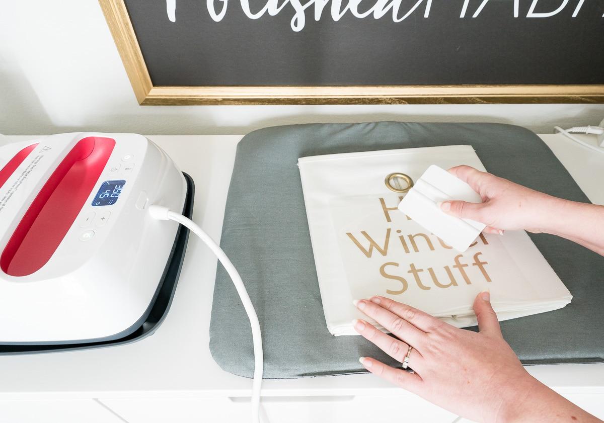 DIY Labels for Storage Bins, a handy closet organization idea worth trying at home and worth trying this weekend