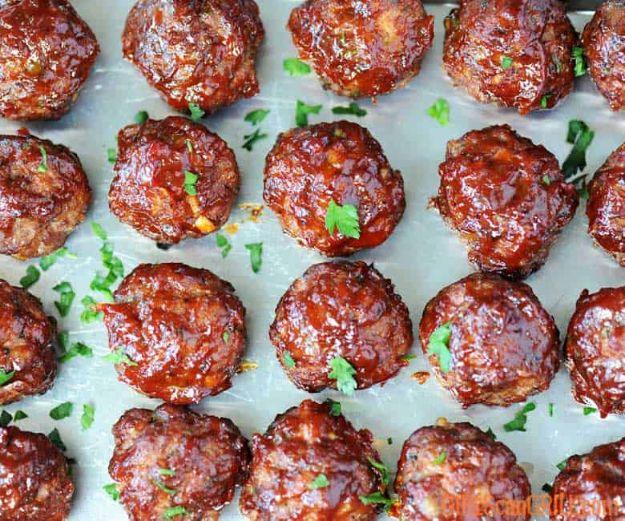 Fireball Whiskey Recipes - Smoked Fireball Whisky Meatballs - Fire ball Whisky Recipe Ideas - Pie, Desserts, Drinks, Homemade Food and Cocktails - Easy Treats and Christmas Dishes