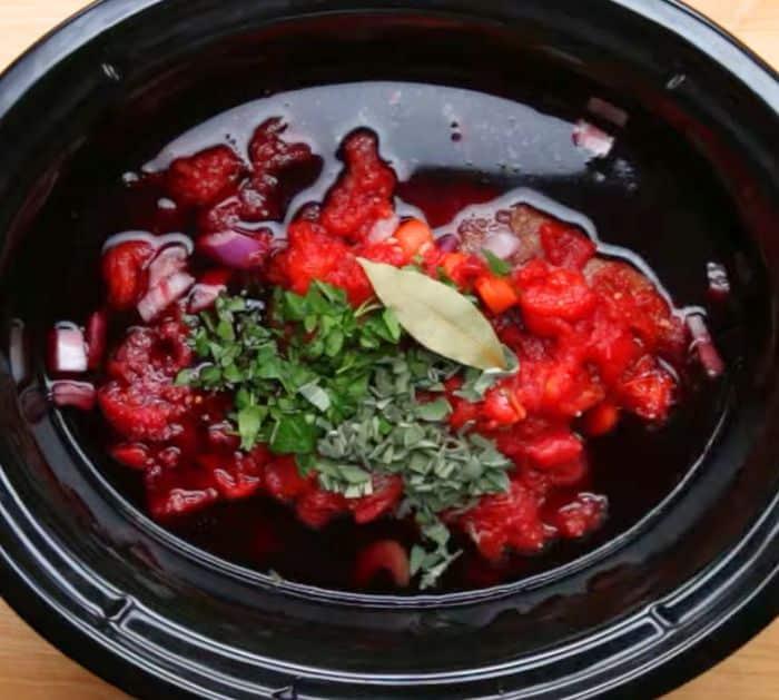 How to Make Beef Stew in a Slow Cooker