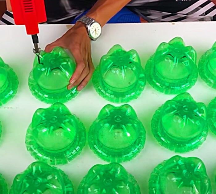 Soda Bottle DIY - Outdoor Garden Idea - Hanging Planter Ideas