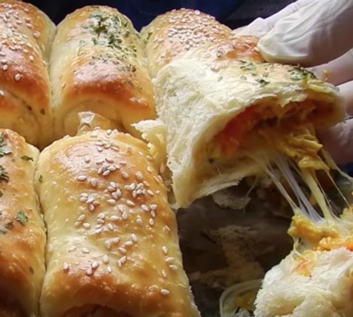 Make chicken and cheese dinner rolls recipe