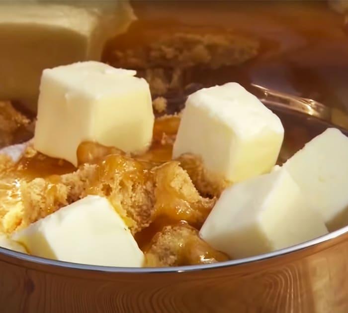 Use 3 Ingredients To Make Caramel And Candied Apples - Paula Deen Recipes