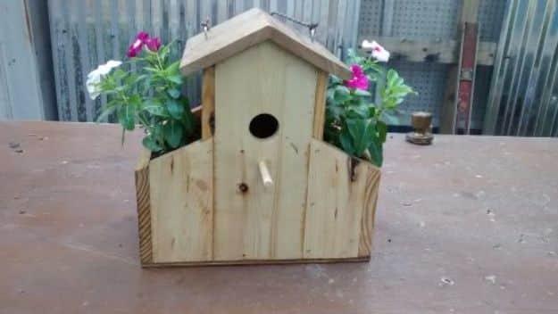 Pallet Bird House Planter, friendly for a beginner working with basic tools and a result sturdy enough for daily use