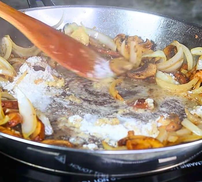 Easy to Make Hamburger Steak with Onion Gravy