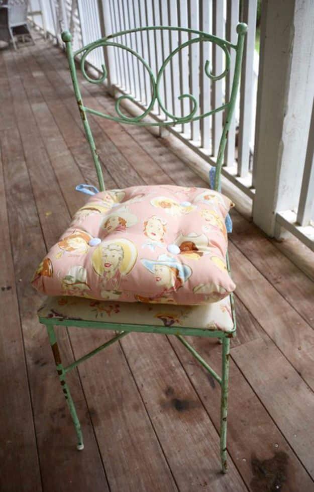 Simple Tie On DIY Outdoor Chair Cushion, forgiving enough for shaky first cuts and a look that outshines anything off a shelf