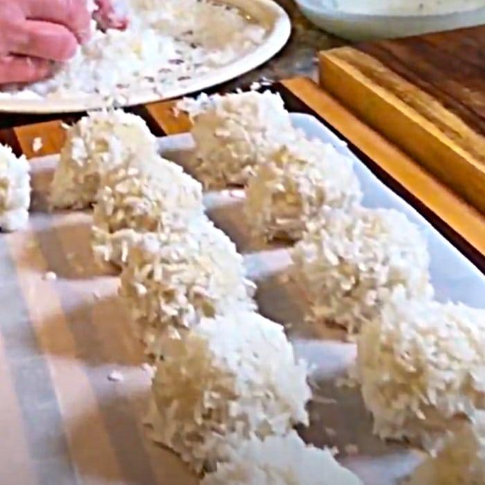 How To Bake Holiday Cookies - Easy Baking Ideas - Christmas Baking Ideas