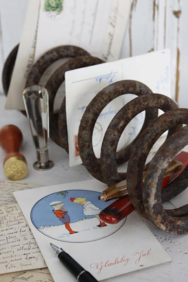 Old Car Parts Ideas - Car Springs Upcycled into Mail Organizers - DIY Seat Belt Buckle Keychain - DIY Projects & Crafts by Sueeye #diy