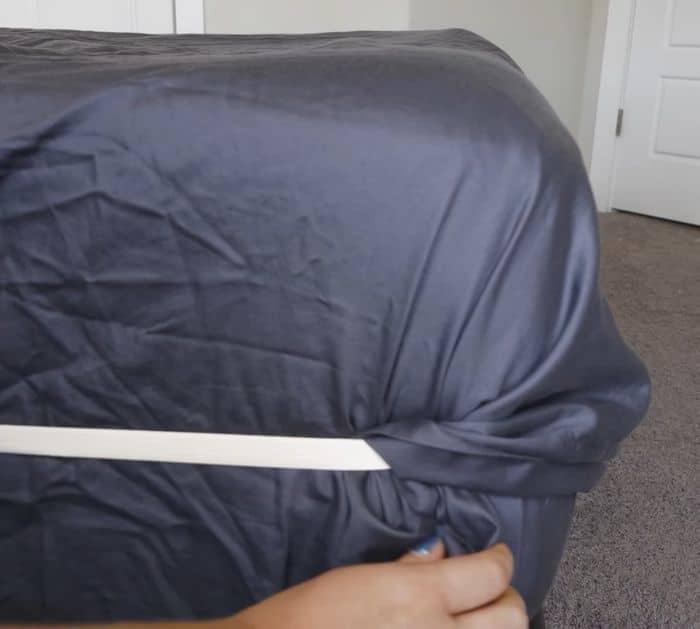 Stop Your Bed Sheets Slipping Off