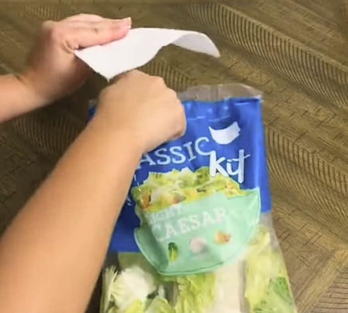 Ways to Keep Bagged Salad Fresh for as Long as Possible