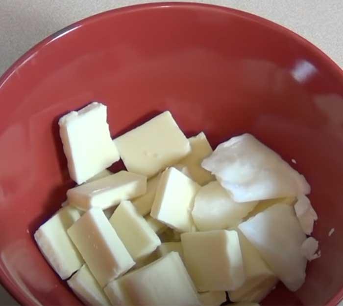 White Chocolate For Cookies And Cream Popcorn - Easy Popcorn Recipe
