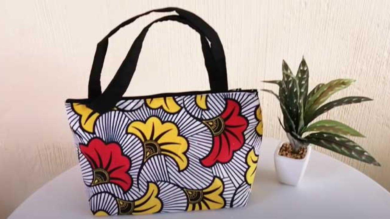 DIY Wide Bottom Tote Bag With One Piece Of Fabric