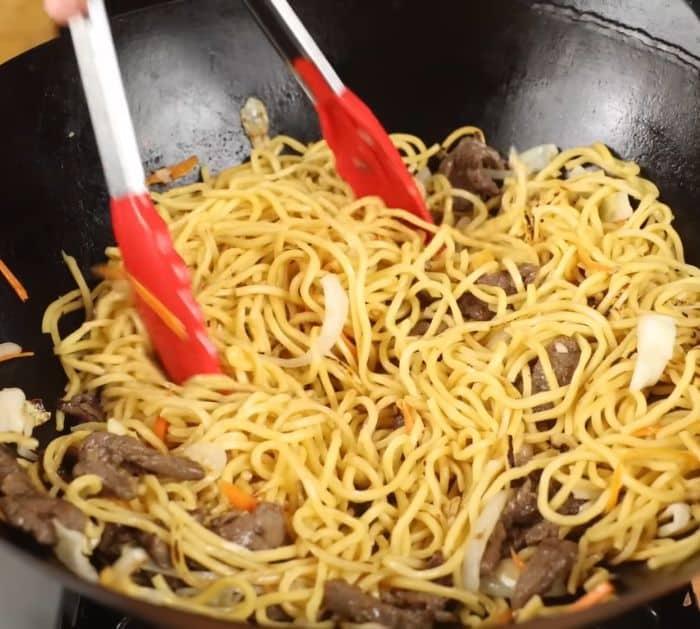 Easy Chinese Takeout Beef Lo Mein Ingredients
