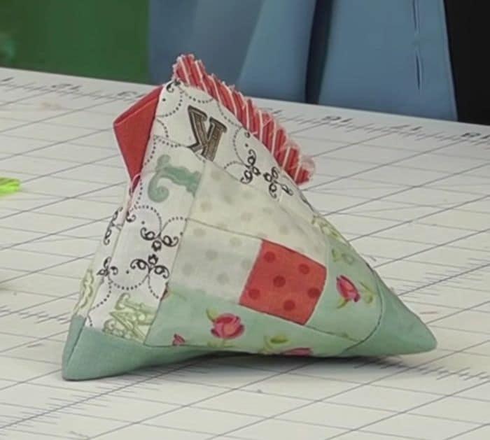 Easy To Sew Chicken Pincushion Using Fabric Scraps