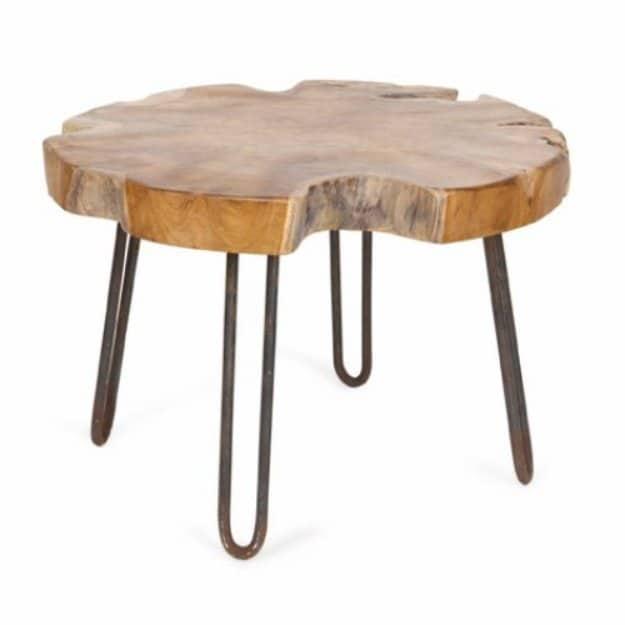 DIY Rustic Stool, a project that comes together in an afternoon and a fun project the whole family can help with