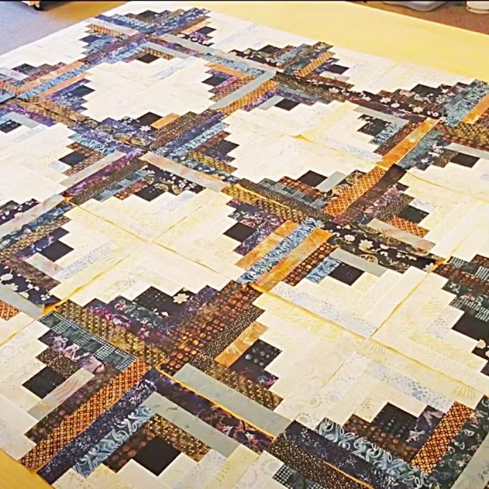 How To make A Log Cabin Quilt - Easy Quilt Pattern - Easy Sewing Patterns - Fun Sewing Ideas
