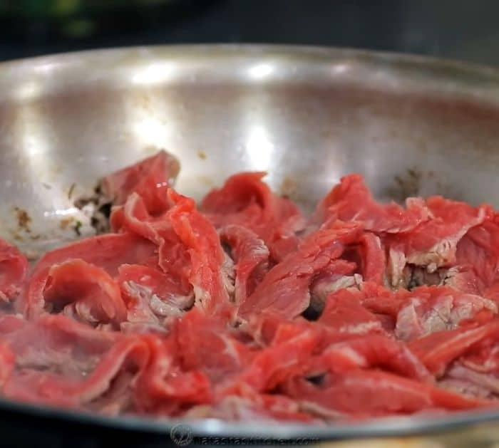 One-Pan Beef and Broccoli Recipe With Stir Fry Sauce Ingredients