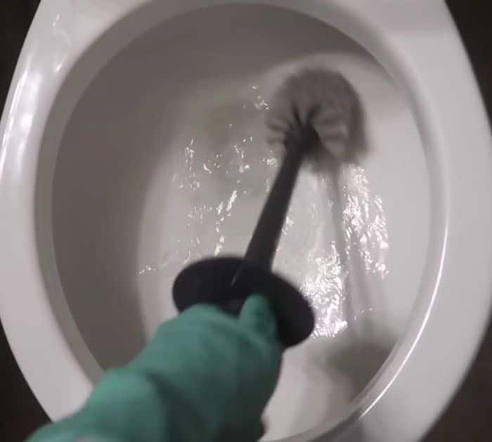Easy Hack To Remove Hard Water Stains From Toilet