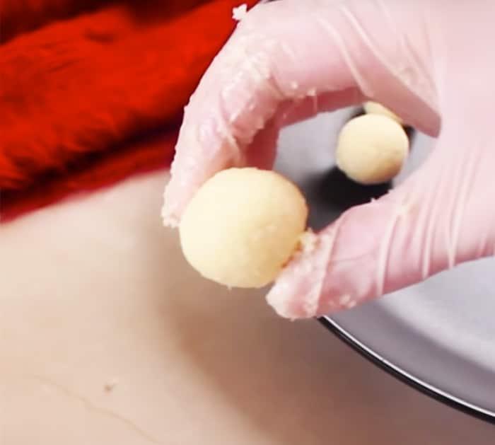 How To Make Bounty Balls - Dessert Recipes - Easy Cake Ball Recipes