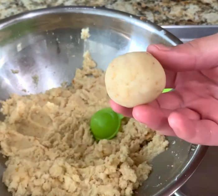 Easy Starbucks Birthday Cake Pop Ingredients
