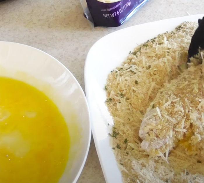 How To Make Chicken Parmesan - Easy Chicken Parmesan Recipes - Chicken Dinner Ideas