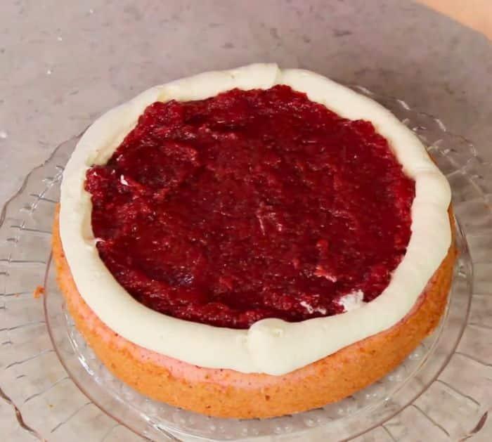 Moist and Flavorful Strawberry Cake Recipe Instructions