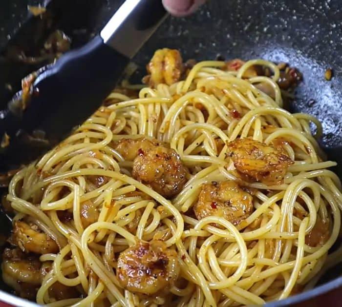 Spicy Butter Garlic Shrimp Pasta Ingredients