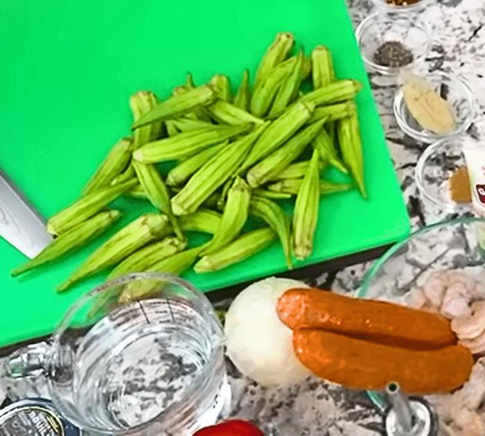 How to Make Smothered Okra & Shrimp